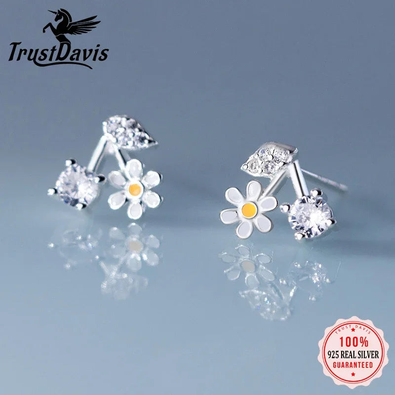 TrustDavis Girls Real 925 Sterling Silver Sweet Flower Daisy Stud Earring Gift for Women Girl Fine Jewelry Gift DS4100