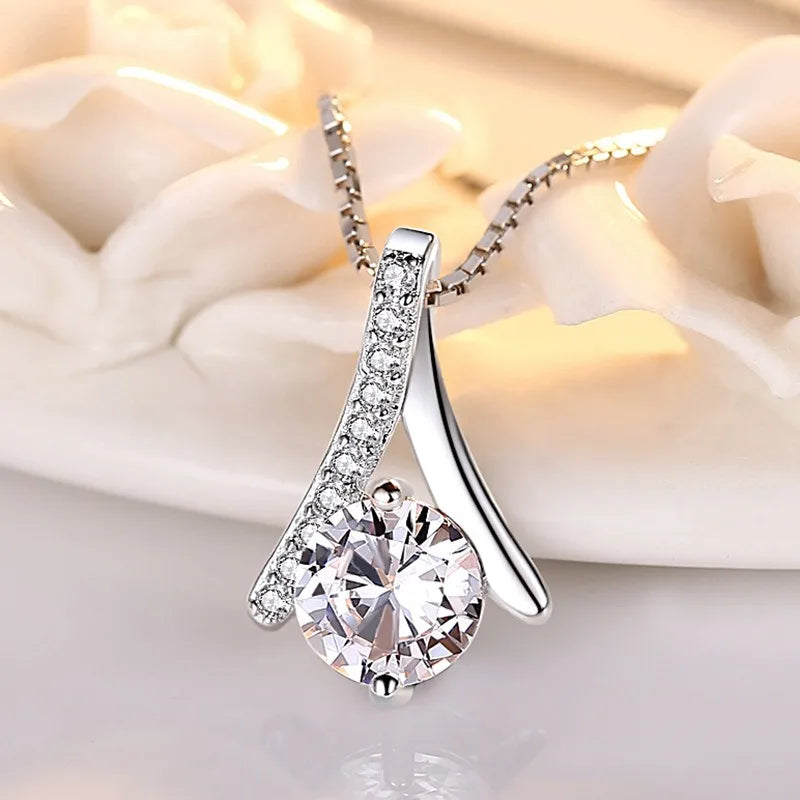 Fashion Simple Teardrop Shape Zirconia Pendant Handmade DZ1753