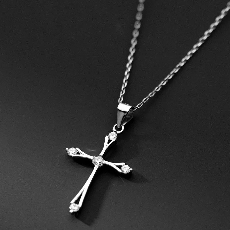Charm Necklace Cross Pendant DS3864
