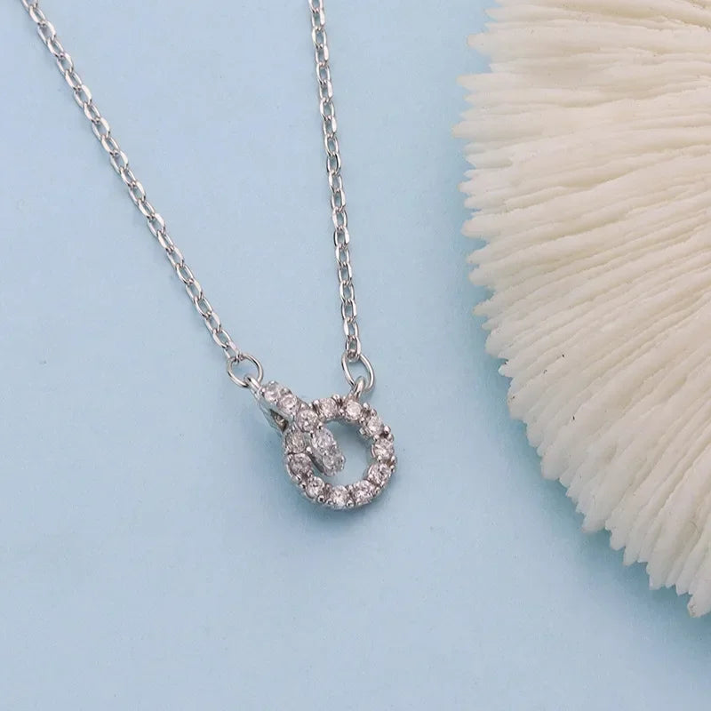 Fashion Round Pendant Necklace DS4492