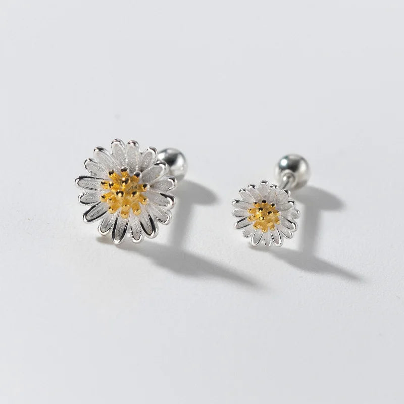 Small Flower Daisy Stud Earrings DS3574