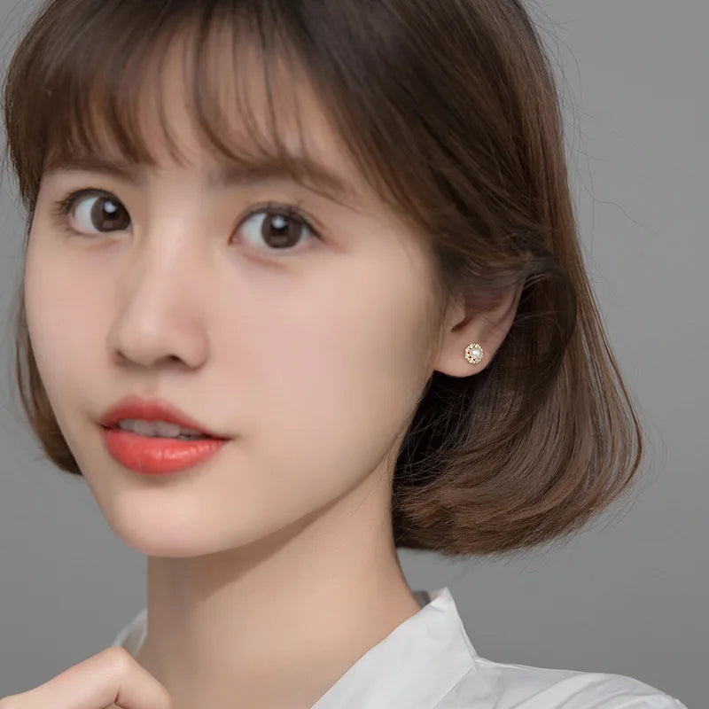 Charming Zircon Round Freshwater Pearl Stud Earring A2140