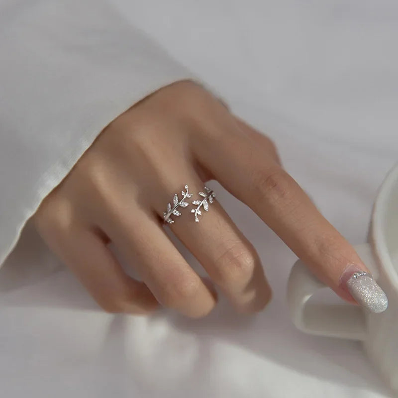 Fashion Leaves Shiny CZ Opening Ring 6 7 8 DA226