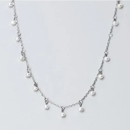 Minimalist Elegant Pearl Short Clavicle Necklace DA1221