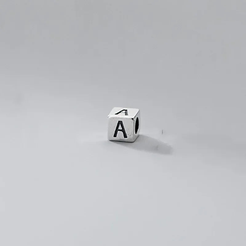 26 English Letter Charm Beads Fit Necklace Bracelet HY775