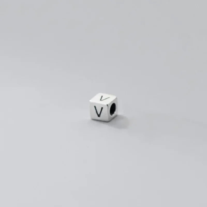 26 English Letter Charm Beads Fit Necklace Bracelet HY775