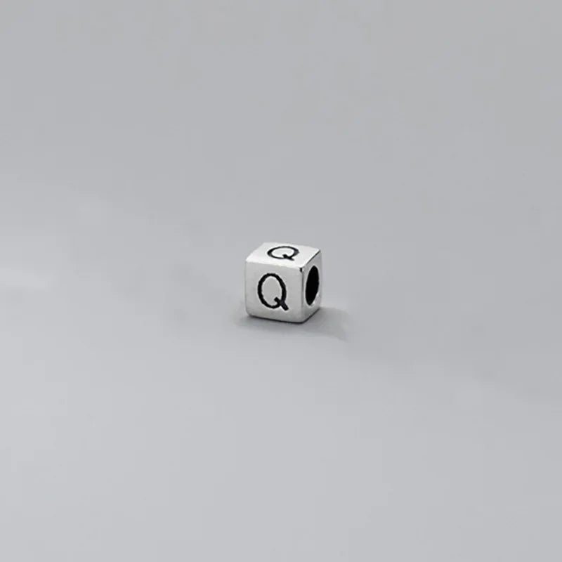 26 English Letter Charm Beads Fit Necklace Bracelet HY775