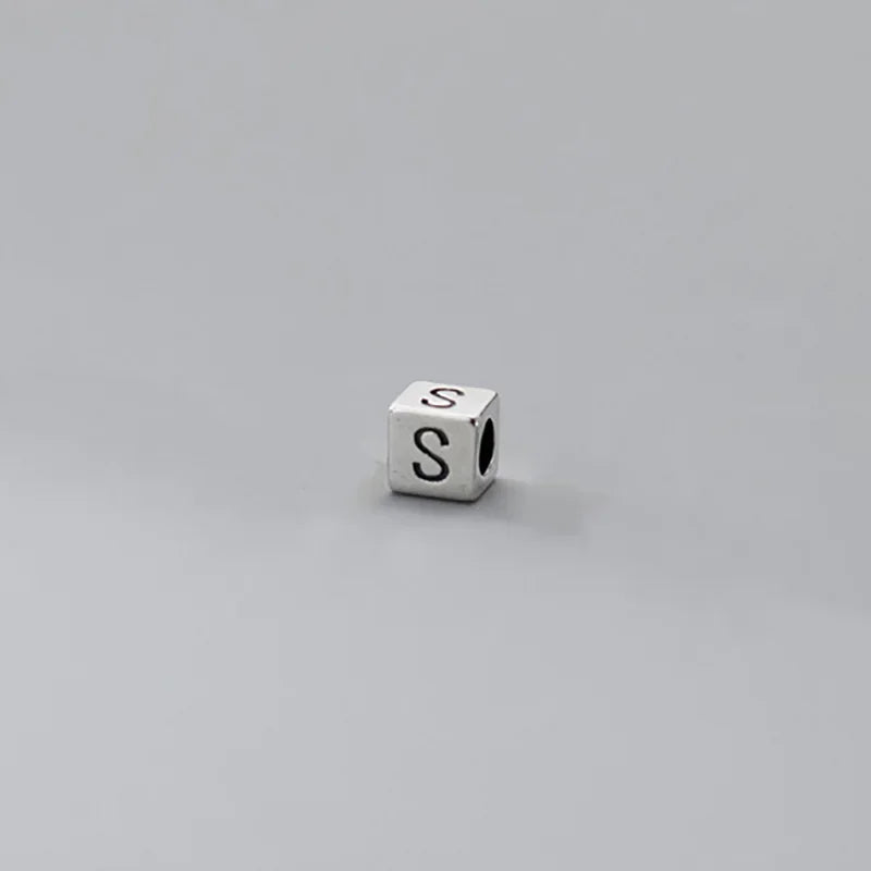 26 English Letter Charm Beads Fit Necklace Bracelet HY775