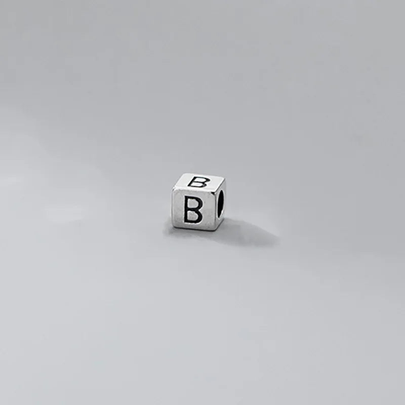 26 English Letter Charm Beads Fit Necklace Bracelet HY775