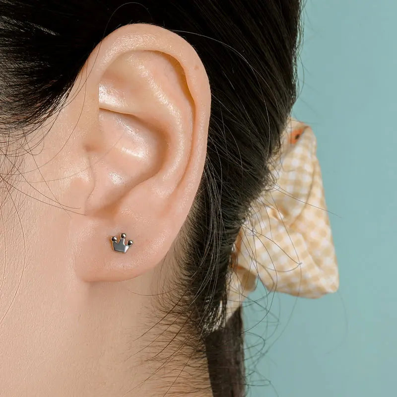 Crown Screw Stud Earrings DA2762