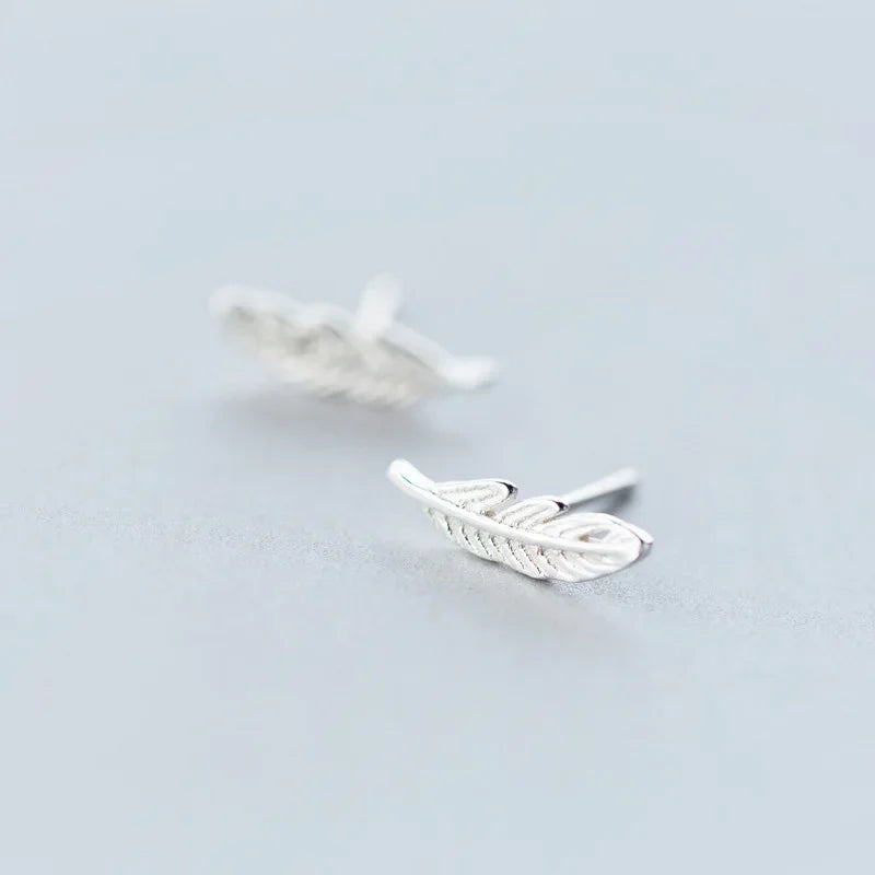 Earring Fashion Sweet Feather Charm Stud Earrings DS90