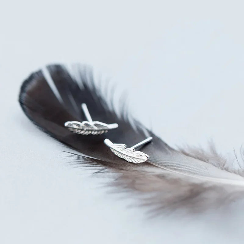 Earring Fashion Sweet Feather Charm Stud Earrings DS90