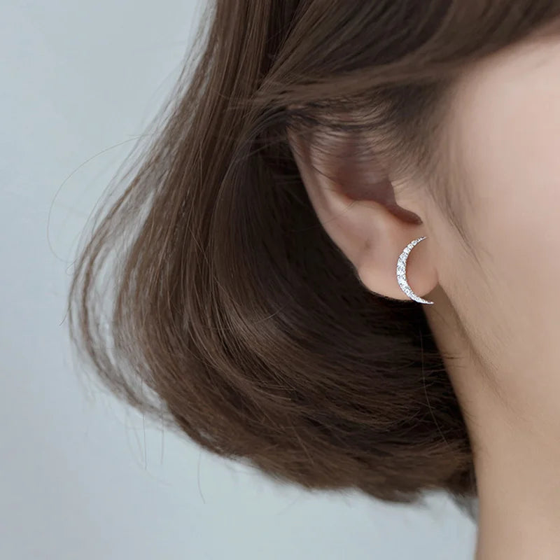 Fashion Asymmetric Moon Star Chain Stud Earrings DS1125