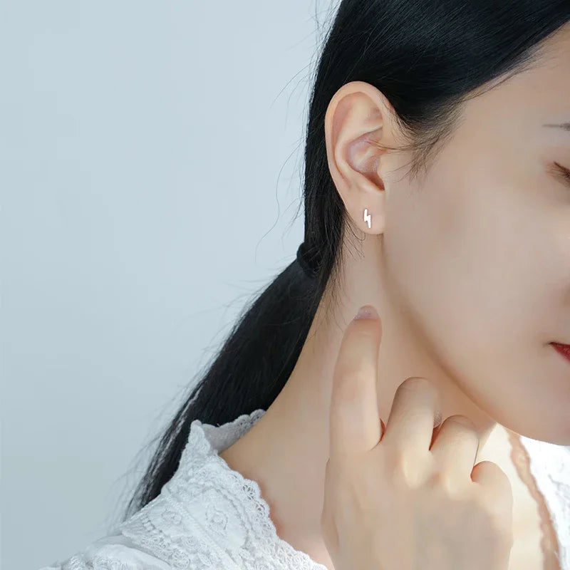 Fashion Sweet Lightning Screw Stud Earrings DB077