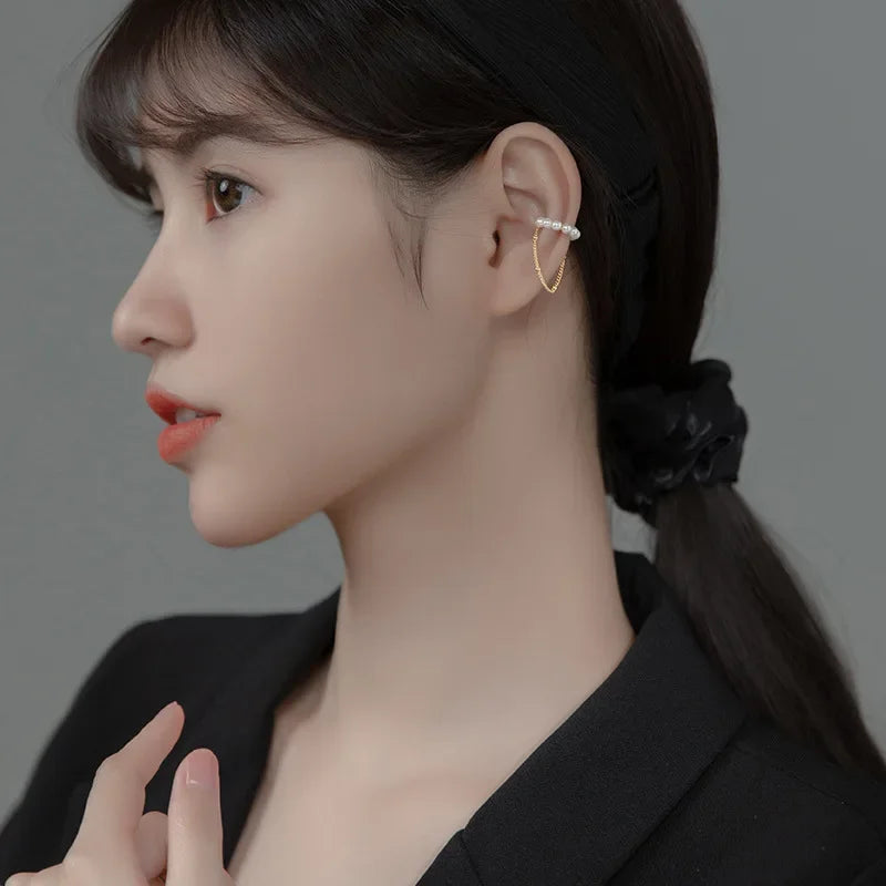 Fashion Synthesis Pearl Chain Clip Earrings DA2361