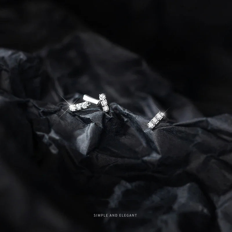 Asymmetric X O Dazzling Stud Earrings For Women Wedding Jewelry DA2116