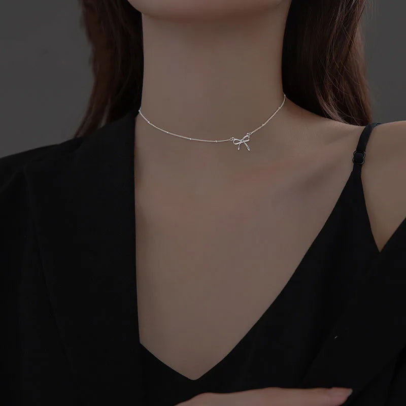 Simple Bowknot Short Clavicle Chain Necklace DE0003