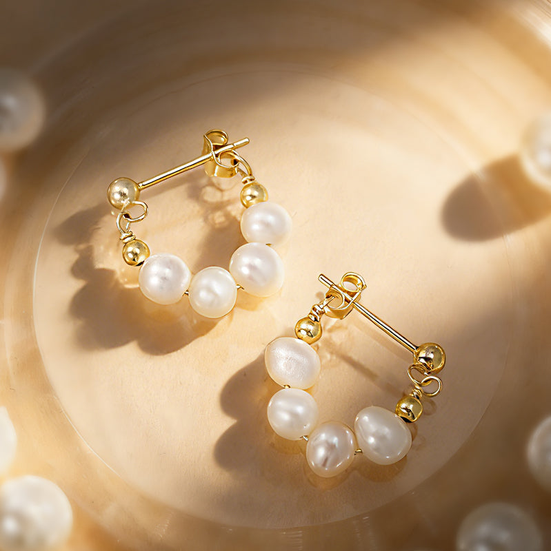 Gold Natural Freshwater Pearl Stud Earrings DA2439