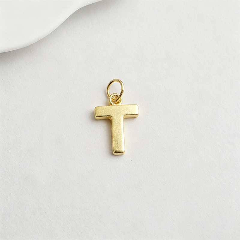26 Golden Letters DS4880