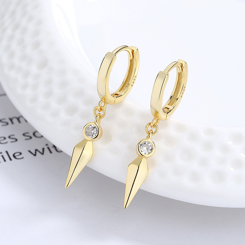 Conical Zircon Earrings DS4818