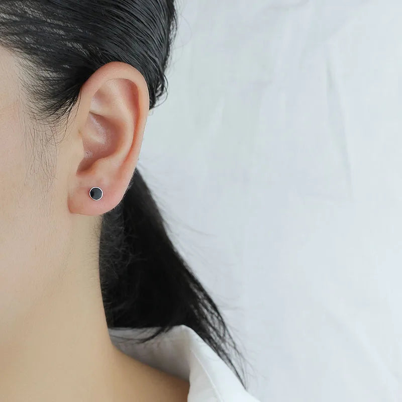 Black Glaze Round Stud Earring DB190