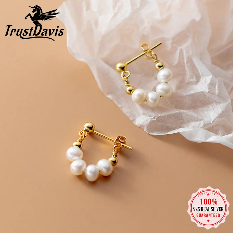 Gold Natural Freshwater Pearl Stud Earrings DA2439