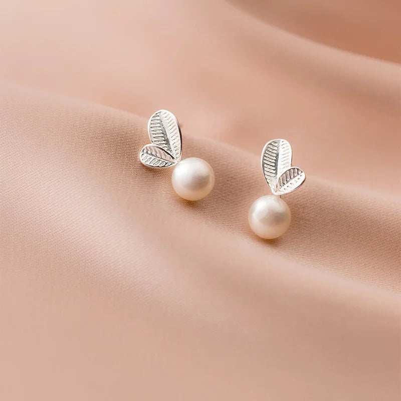 Leaf Pearl Stud Earrings  DS4755