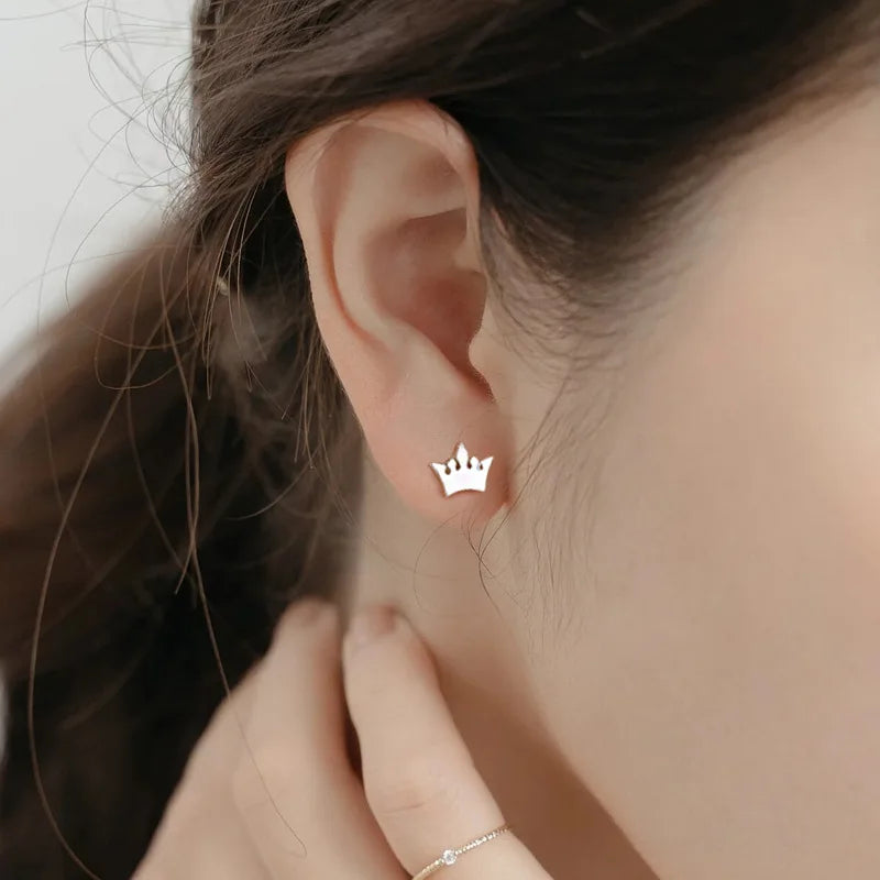 Fine Princess Crown Stud Earrings Gift DS4567