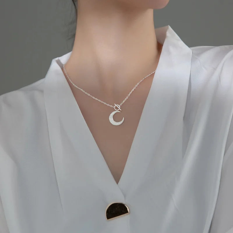 Frosted Moon Round Stick Pendant Girls Love Gift DB1346
