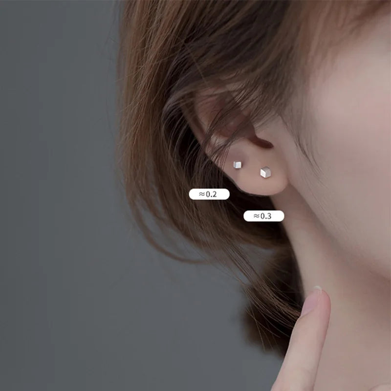 Trustadavis Real 925 Sterling Silver Fashion Sweet Geometric 2/3/4mm Squares Stud Earrings For Women Wedding Fine Jewelry DA275