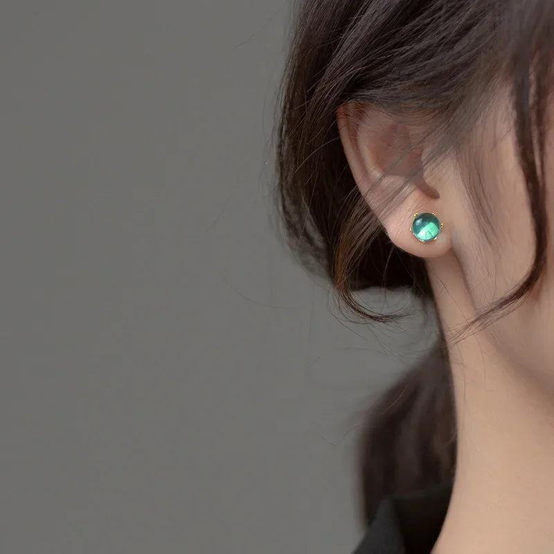 Round Blue Crystal Stud Earrings DA2973