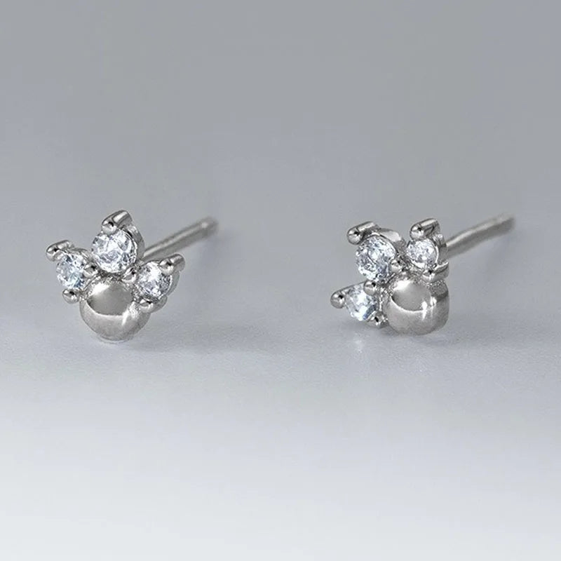 Exquisite and Minimalist Claw Stud Earrings DS4941