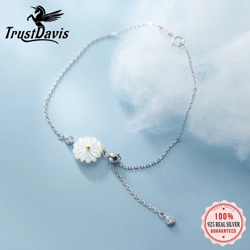 TrustDavis Authentic 925 Sterling Silver Fashion White Daisies Shiny CZ Bracelet For Women Wedding Fine S925 Jewelry Gift DA1084
