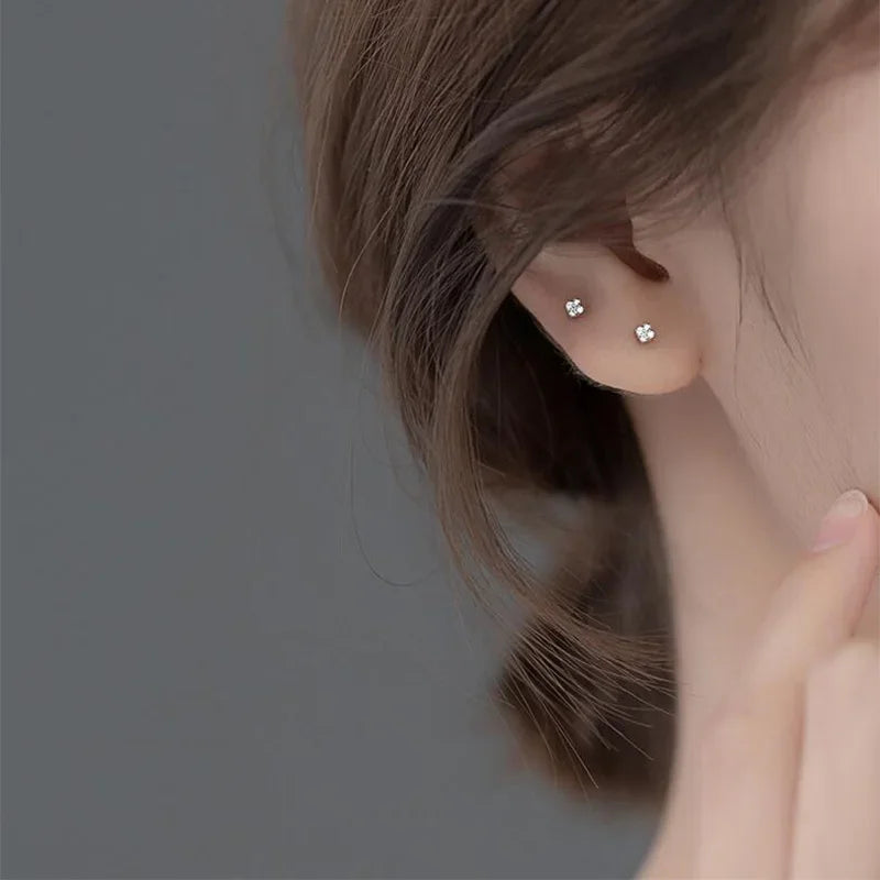 Small Gradient Color Composition Glass Stud Earrings DA48