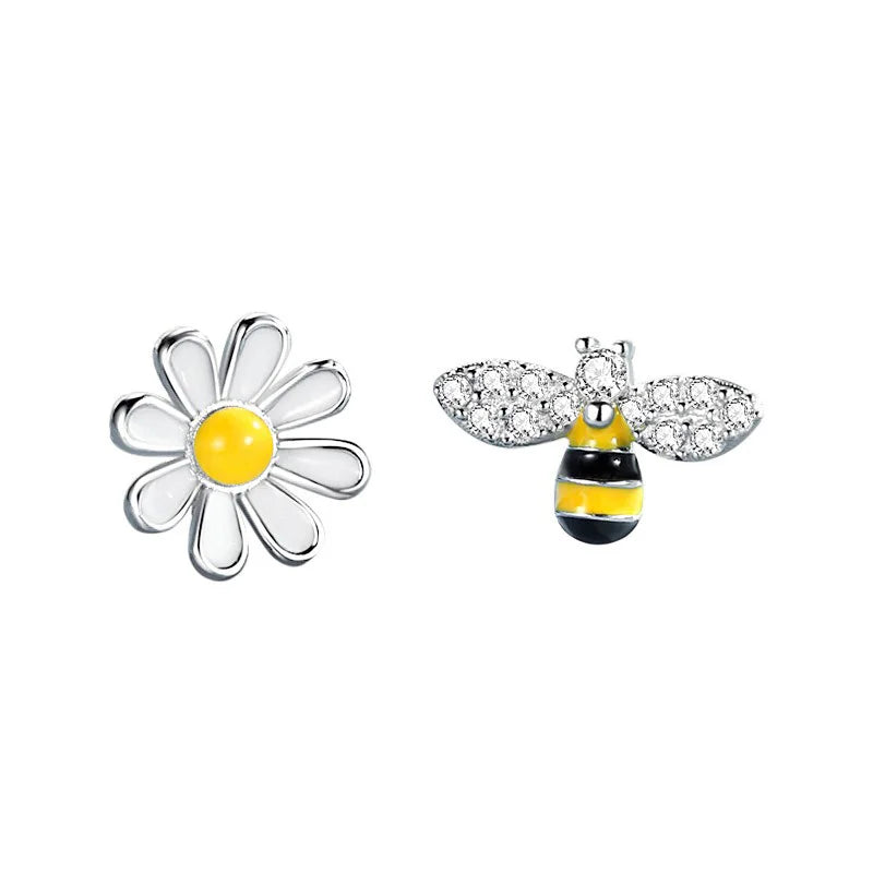 TrustDavis 925 Sterling Silver Women's Fashion Sweet Bee and Daisy Asymmetrical Earrings for Women Girls Jewelry Gift DS4368
