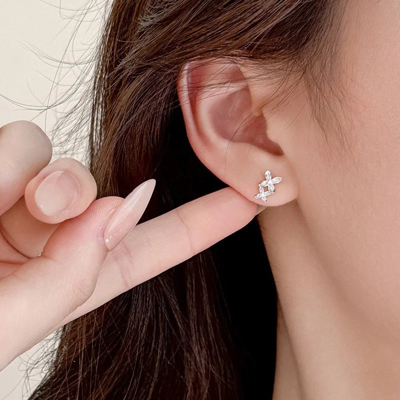 Irregular Flower Sliver Earrings DS4865