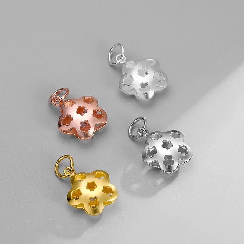 Hollow Star Pendant  DH0038