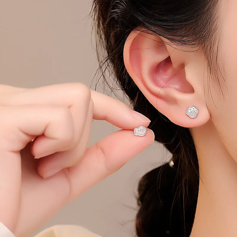 Fish and Bear Stud Earrings DS4799