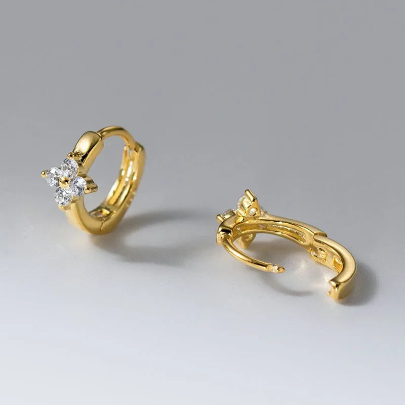 Real 925 Sterling Silver Flower-shaped Zircon Earrings DS4948