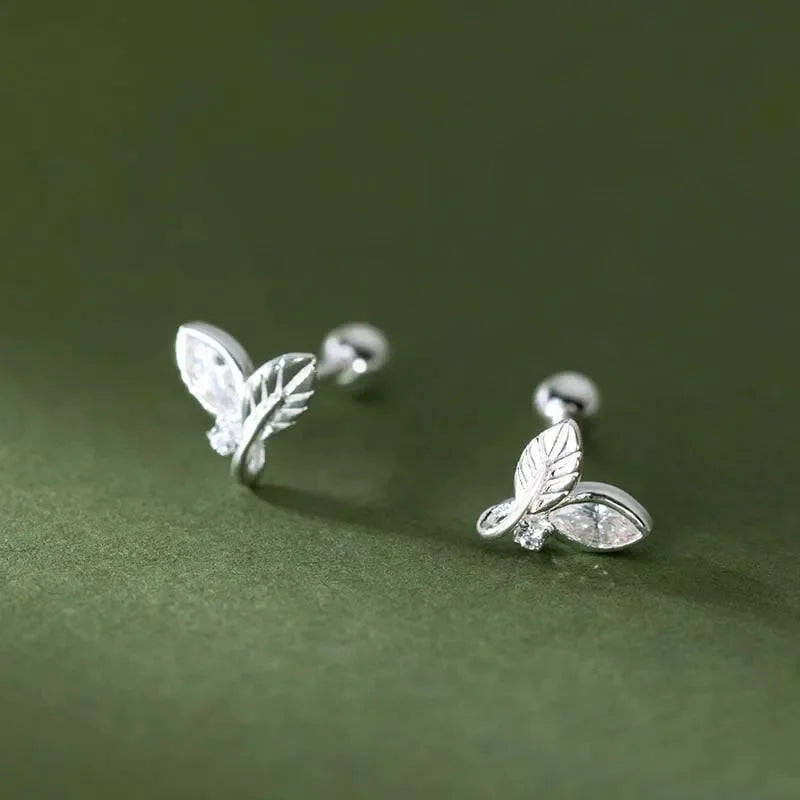 TrustDavis Girls 925 Sterling Silver Sweet Leaf Plant Stud Earrings for Mom Daughter Children Birthday Jewelry DS4478