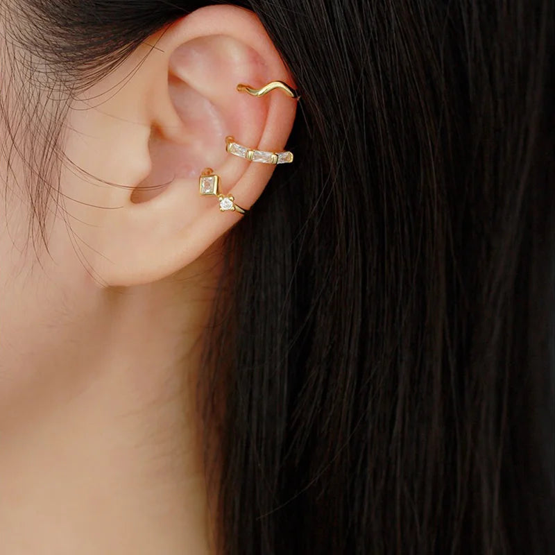 Irregularly Curved Zircon Ear Clips DS4802