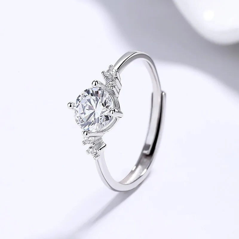 Silver 1ct Four-Prong Moissanite Wedding Ring DS5017