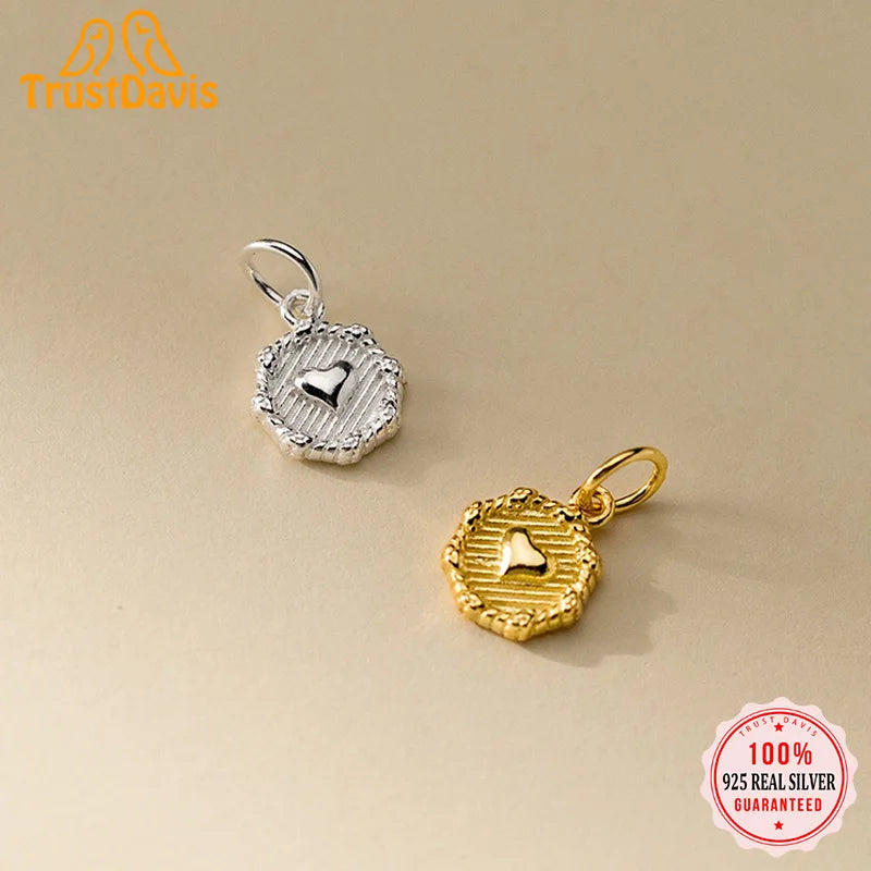 Circular Heart Texture Pendant DZ1636