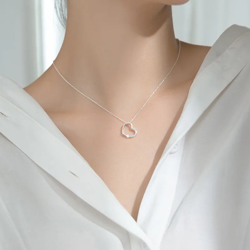 Romantic Heart White Pink Clavicle Necklace DS1092