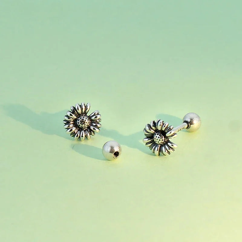 TrustDavis Real 925 Sterling Silver Fashion New Daisy Flower Sweet Screw Stud Earrings For Women Wedding Fine Jewelry DB080