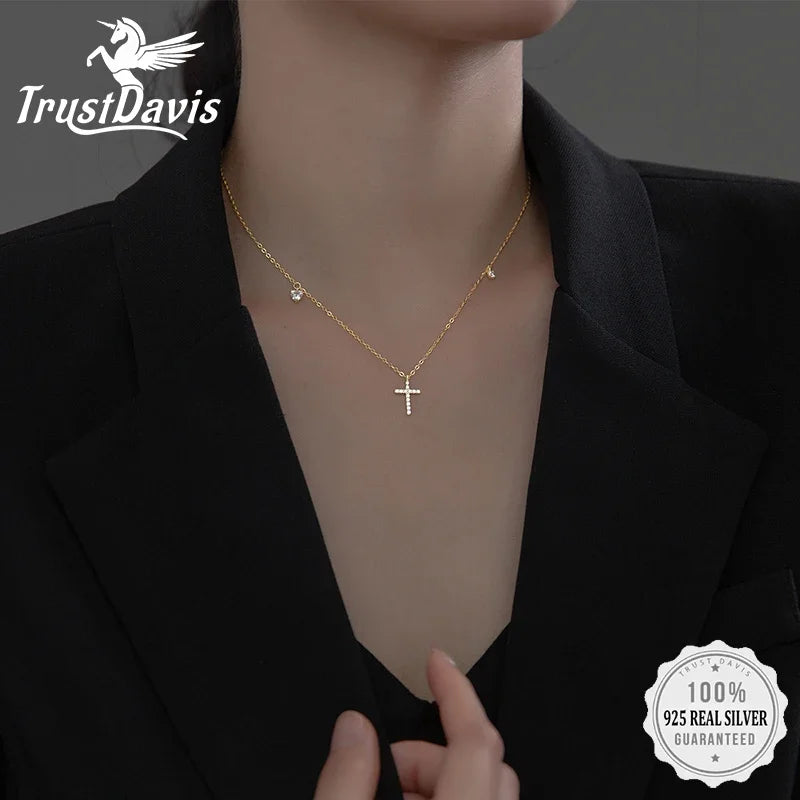 TrustDavis Real 925 Sterling Silver Sweet Flower Dazzling CZ Pendant Clavicle Necklace For Women Wedding Fine Jewelry DG0072