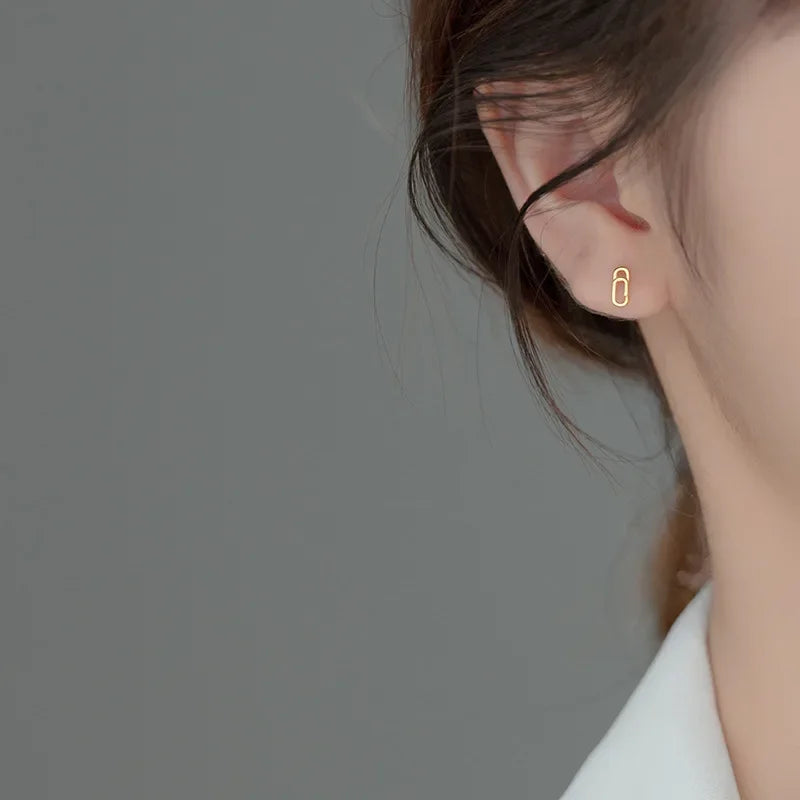Mini Paper Clip Stud Earring for Women Wedding Party Fine Jewelry DA2616