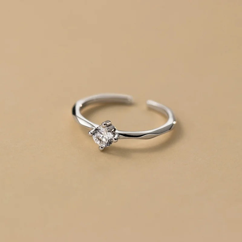 Fashion and Simple Zircon Open Ring DS4759