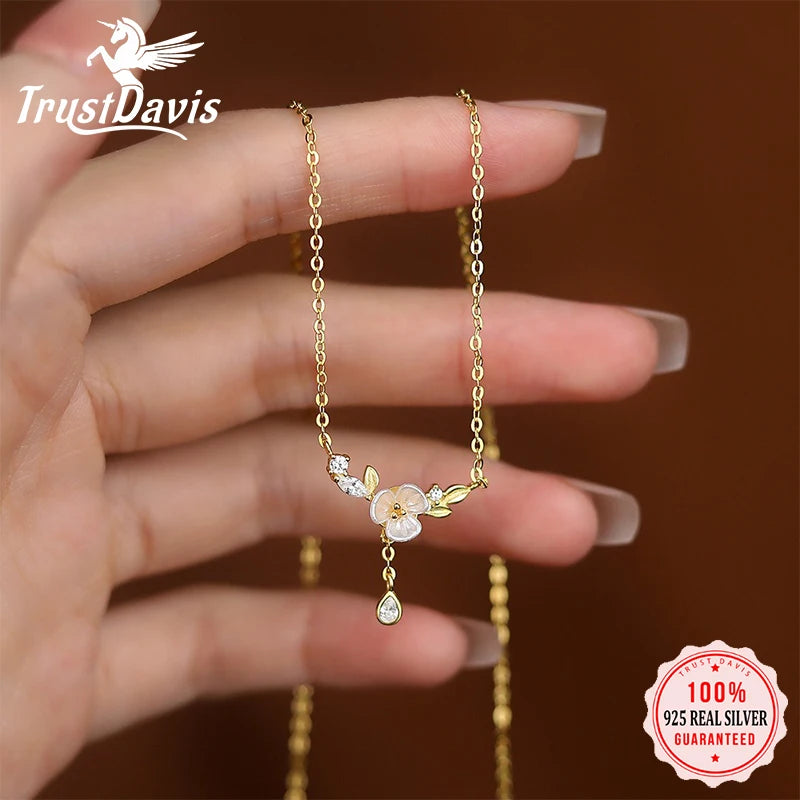 Gardenia Zircon Clavicle Necklace for Women DS4659