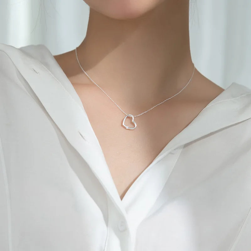 Romantic Heart White Pink Clavicle Necklace DS1092